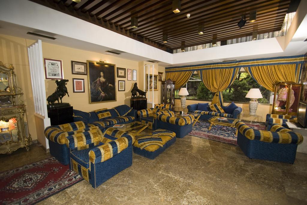 Foxa 25 Hotel Madrid Luaran gambar