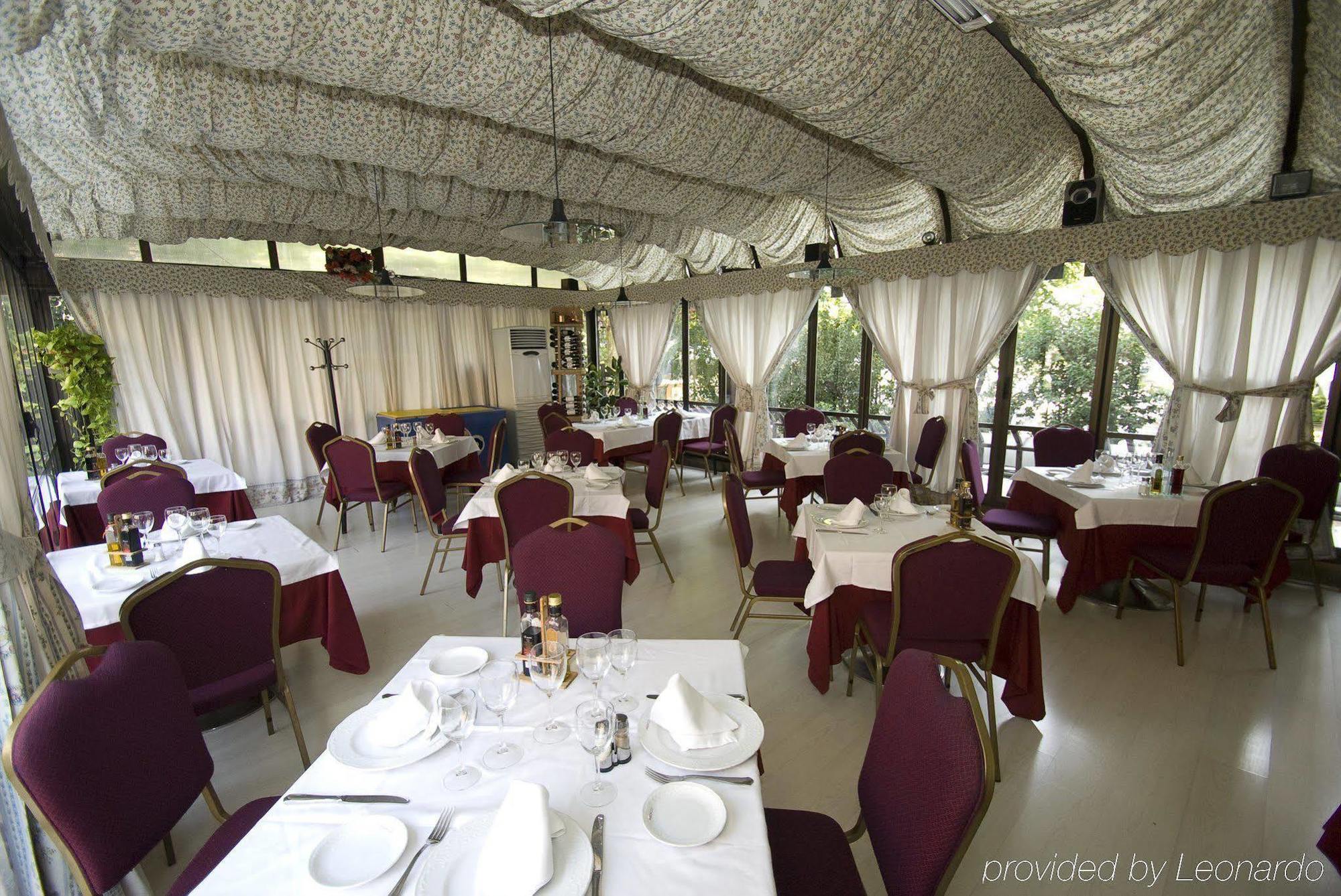 Foxa 25 Hotel Madrid Restoran gambar