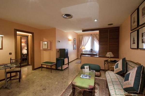 Foxa 25 Hotel Madrid Bilik gambar